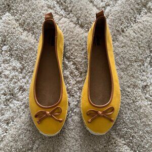 G.H. Bass & Co Tweedy Yellow Espadrille/Flats Size 7.5 (NWT)